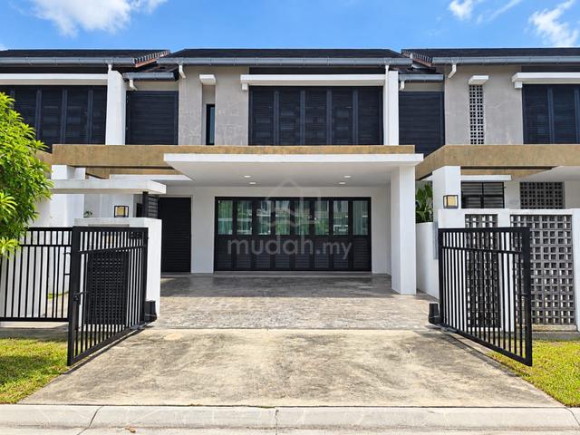 2 Storey Superlink House in Aralia @ Elmina Garden, For Sale. 1
