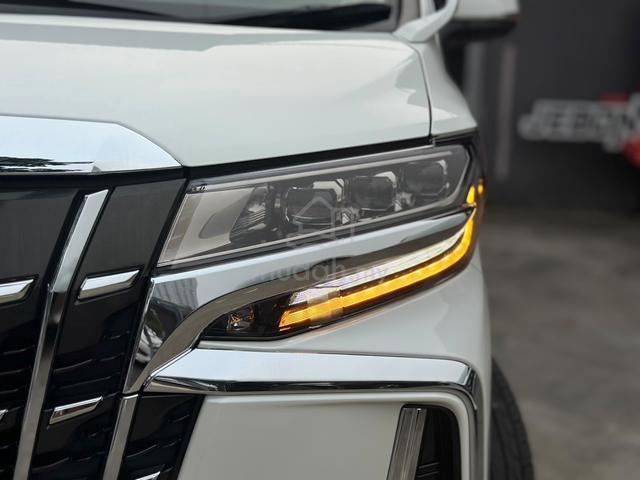 YEAR END SALE 2021 Toyota Alphard 2.5 SC 21K KM - 3