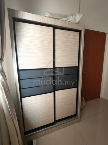 R&F Phase 1 – Room for Rent   📍 Block A1, Walking distance to CIQ 1
