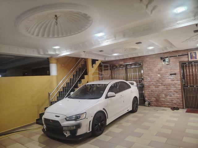 [ FOR SALE ] Double Storey Tmn Dato Hormat Telok Panglima Garang. 1