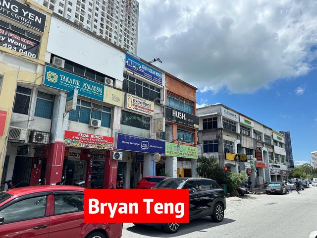 Ground Floor Shoplot RENT at BUKIT JAMBUL Facing Main Road WORTH !! 2
