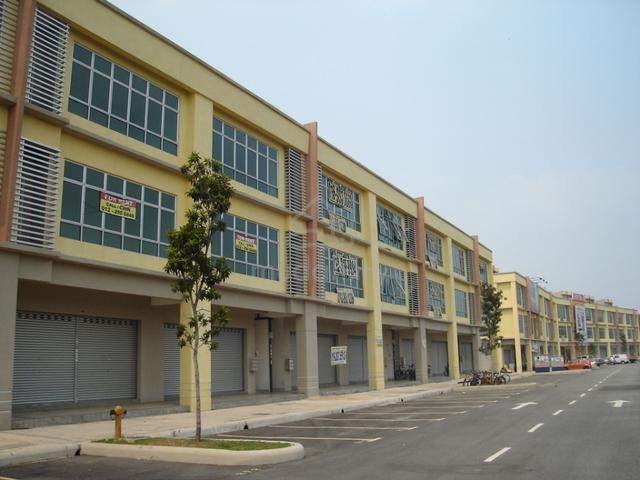 GROUND FLOOR SHOP Jln Keluli Seksyen 7 Shah Alam 3