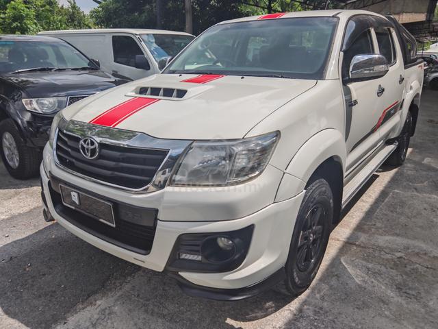 2015 Toyota HILUX 2.5 G TRD SPORTIVO (A) - 3