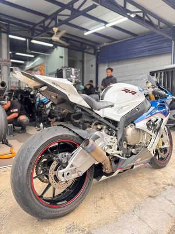 BMW s1000RR - photo 5 of 10