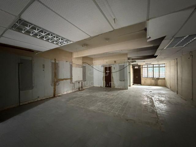 Taman Pelangi 3 Storey Ground Floor Shop Lot Johor Bahru 1