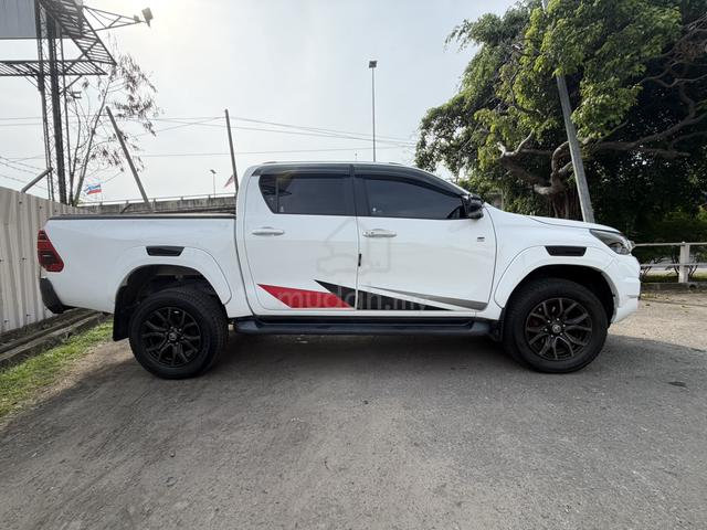 2023 Toyota HILUX 2.8 GRS (A) - 5