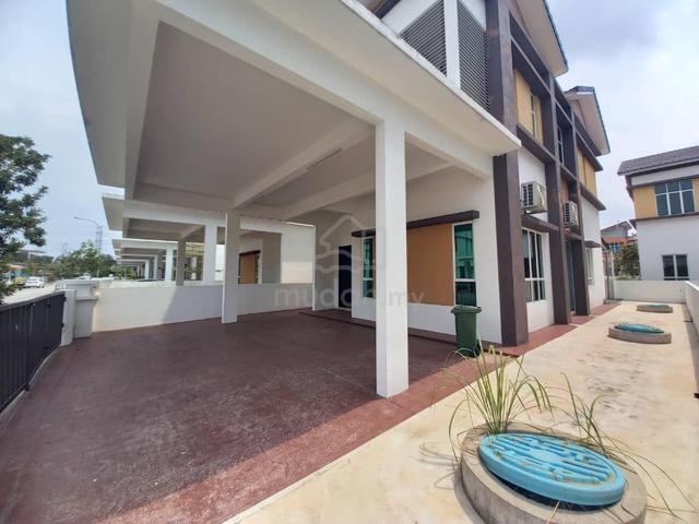 Hijiauan Valdor - Semi D Unit For Sale At Attractive Price 1