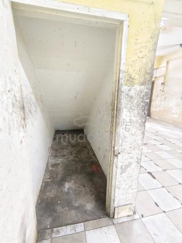 Ground Floor Super Long Cheap Rent Ipoh Town Persiaran Kidd Silibin Bu 5