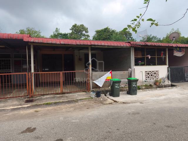 Rumah lokasi strategik 1