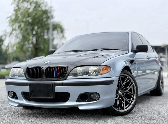 2004/06 BMW 325i 2.5 GOOD CONTIDION FOR SALE - 1