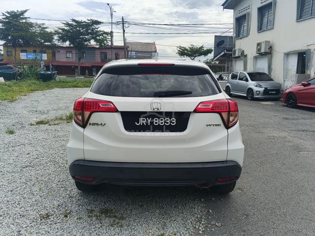 2017 Honda HR-V 1.8 V (A) SUV HRV FULL LOAN BANK - 5