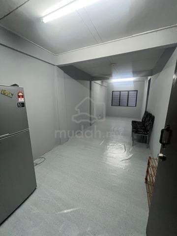 Flat PKNS Seksyen 7 Shah Alam 1