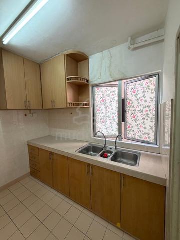 Aliran Damai Apartments 1