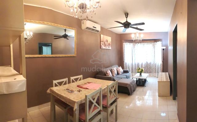 Impian Apartment 1