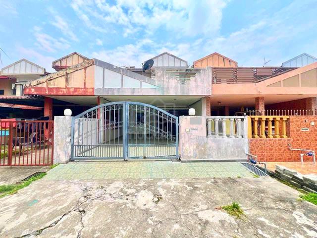 [Full Loan I Renovated] 2 Storey Bandar Teknologi Kajang 1