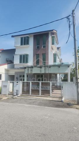 Rumah Corner Lot Untuk Dijual - Bandar Putra 1