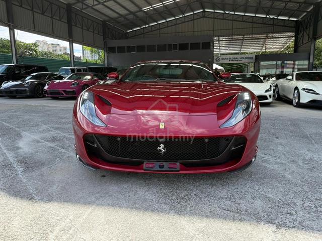 Ferrari 812 SUPERFAST 6.5 FULL CARBON SPEC UK - 4