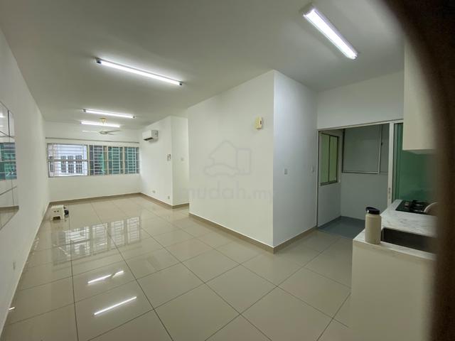 1 Razak Mansion 1