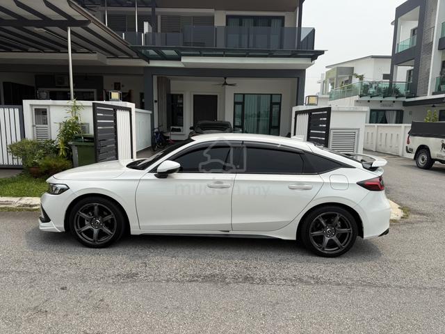 Honda Civic FL1 Hatchback Japan Spec BOSE Low KM - 5
