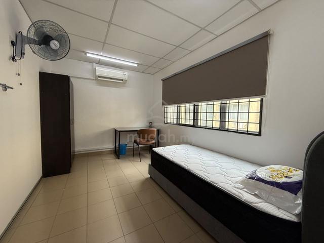 Affortable Room For Rent Near LRT Lembah Subang 1