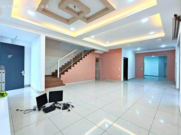 Bukit Raja Lumira Double Storey Corner Renovated Extended Klang 1