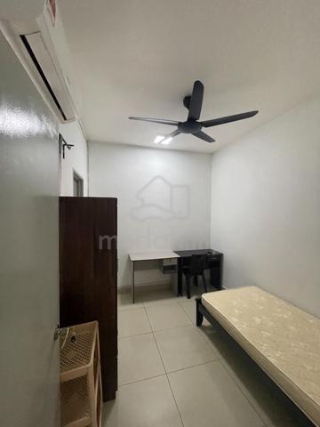 Master Room For Rent 3 min Walk MAHSA Univeristy Bandar Saujana Putra 1