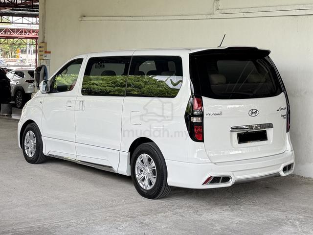 Hyundai Grand Starex 2.5 (A) Facelift Powerdoor - 2