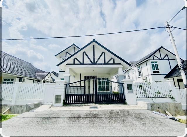 Anjung gapam nom bumi unit French style below bank value 1