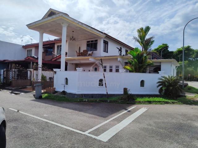 Corner Lot Double Storey Terrace 4R3B Freehold Taman Nusa Damai Pasir  1