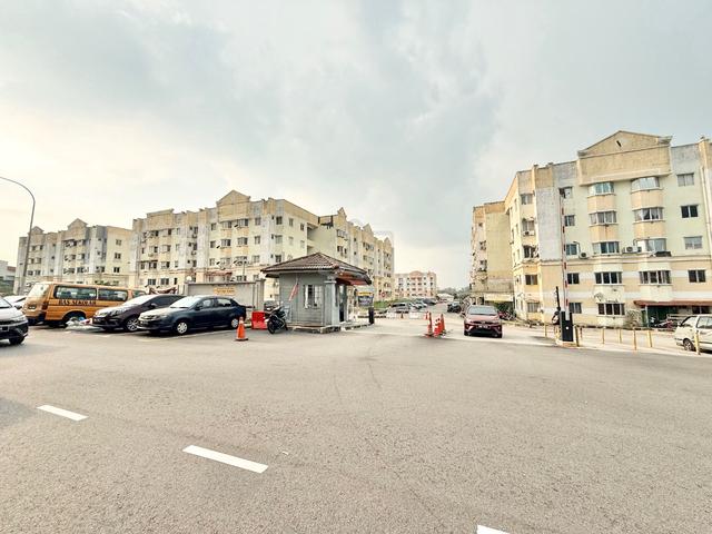 Pangsapuri Mutiara Subang 1