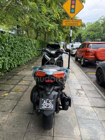Secondhand Yamaha XMAX V1 🩵 Like New - photo 3 of 7