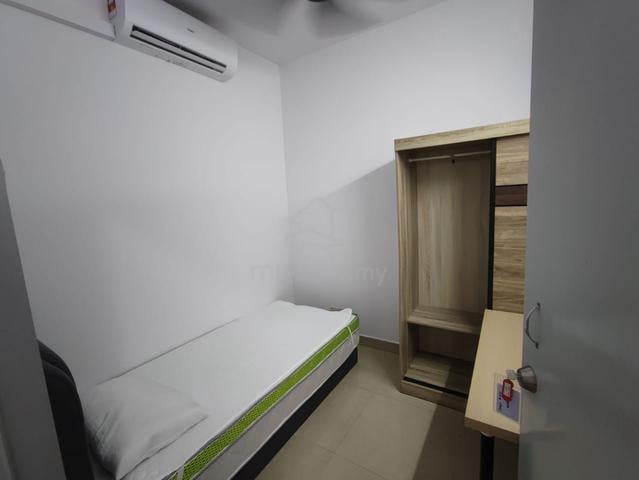 Cengal Condo LRT Salak South Cheras FreeUtility+Wifi 500mbps Female 1