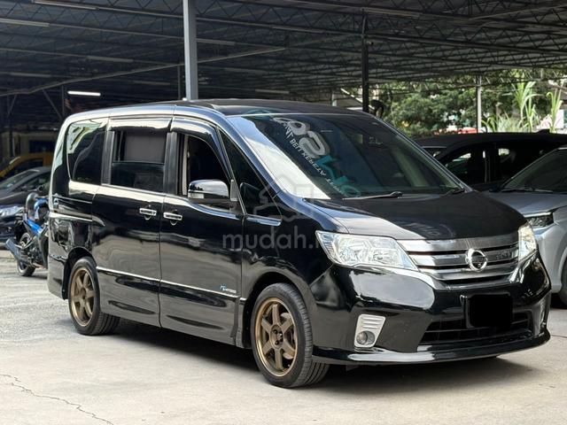 2013 Nissan SERENA 2.0 S-HYBRID HIGHWAY STAR - 1