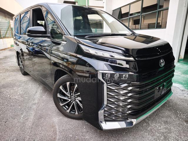 2023 Toyota VOXY 2.0 S-Z GRADE 5A POWER BOOT - 1