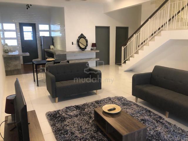 [BELOW MARKET] Fully Furnished Enstek Linea 24x80 Spacious Parking 1