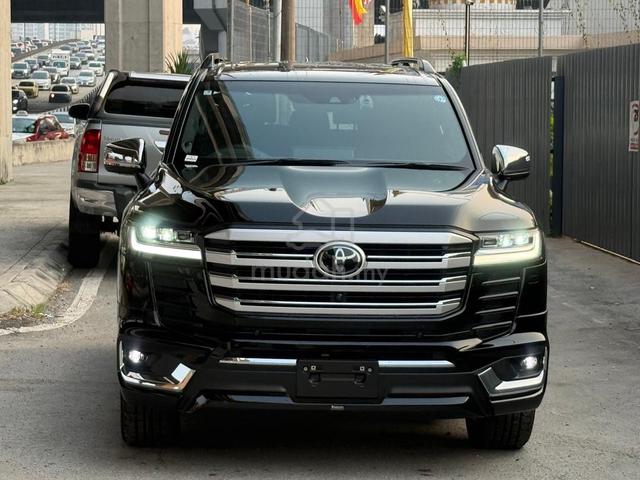 Petrol / Black Interior Toyota LANDCRUISER 3.4 ZX - 2
