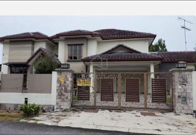 Bungalow 2 storey at Banang Golf Resort Batu Pahat, Johor for sale! 1