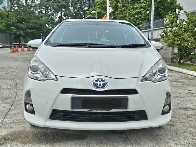 Toyota prius c 1.5 one ower year 2013 - 5