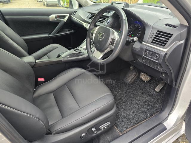 2011 Lexus CT200 1.8 h LUXURY (A) One Owner - 3