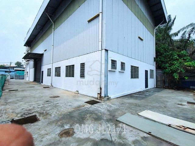 PANDAMARAN Port Klang 2.5 Storey Semi D Factory Warehouse For Rent 1