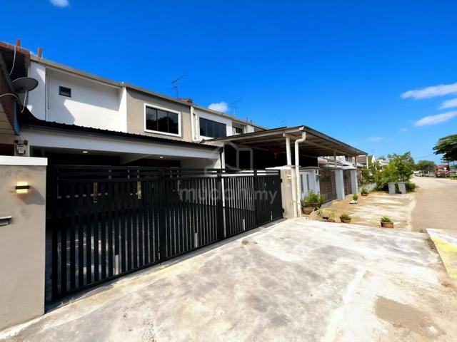 Renovated Taman Skudai Baru Ronggeng 2 storey terrace Unblock view 1