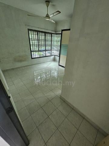 Bistari Impian Apartment 1
