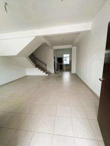 [MURAH] TAMAN SCIENTEX Jenjarom!! RUmah Baru! must see!! 1