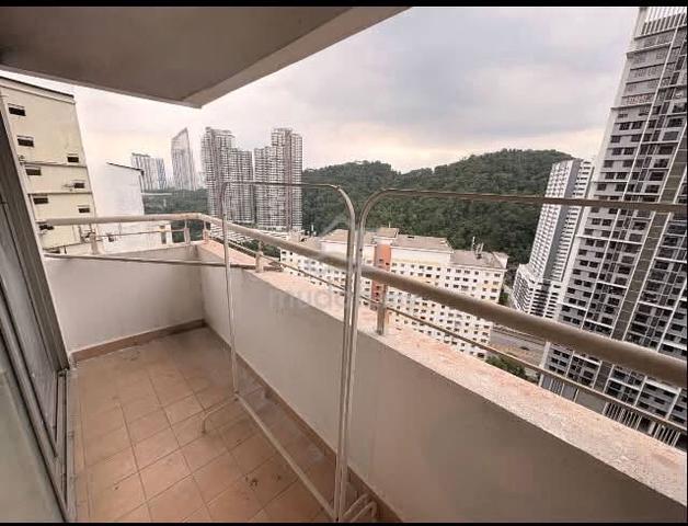 Flora Damansara 1