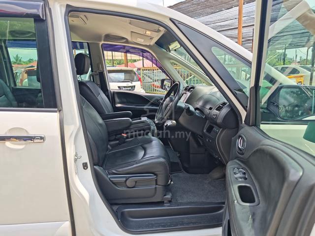 2017 Nissan SERENA FULL SPEC 2.0 (AUTO) - 4