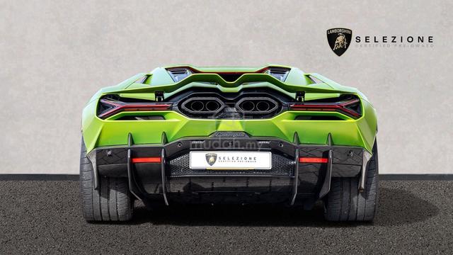 2025 Lamborghini REVUELTO 6.5 V12 FULL CARBON SPEC - 3