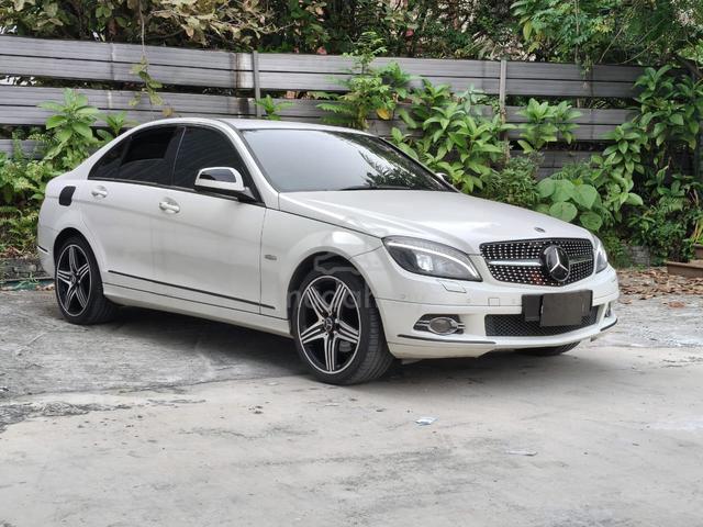 2009 Mercedes Benz C200 1.8 K FREE WARRANTY - 1