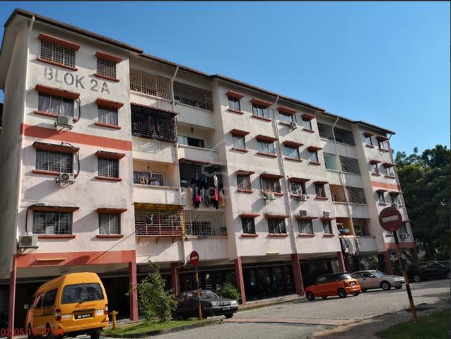 Pangsapuri Desa Subang 1