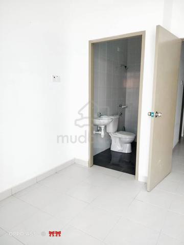 Pulai Mutiara Full Loan Unit Cheaper Market Hot Location Unit 3