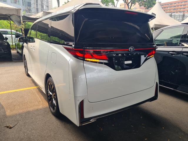 2025 Toyota Vellfire 2.4L Turbo Z Premier - 4